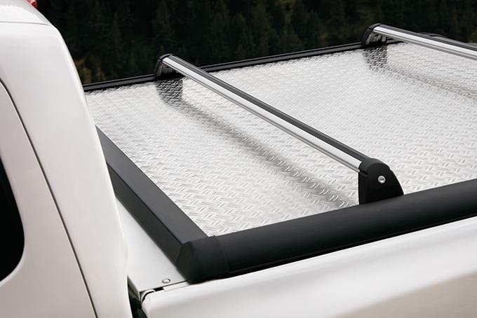 Nissan Navara (D23M) Load Carriers Compatible With Roll Cover